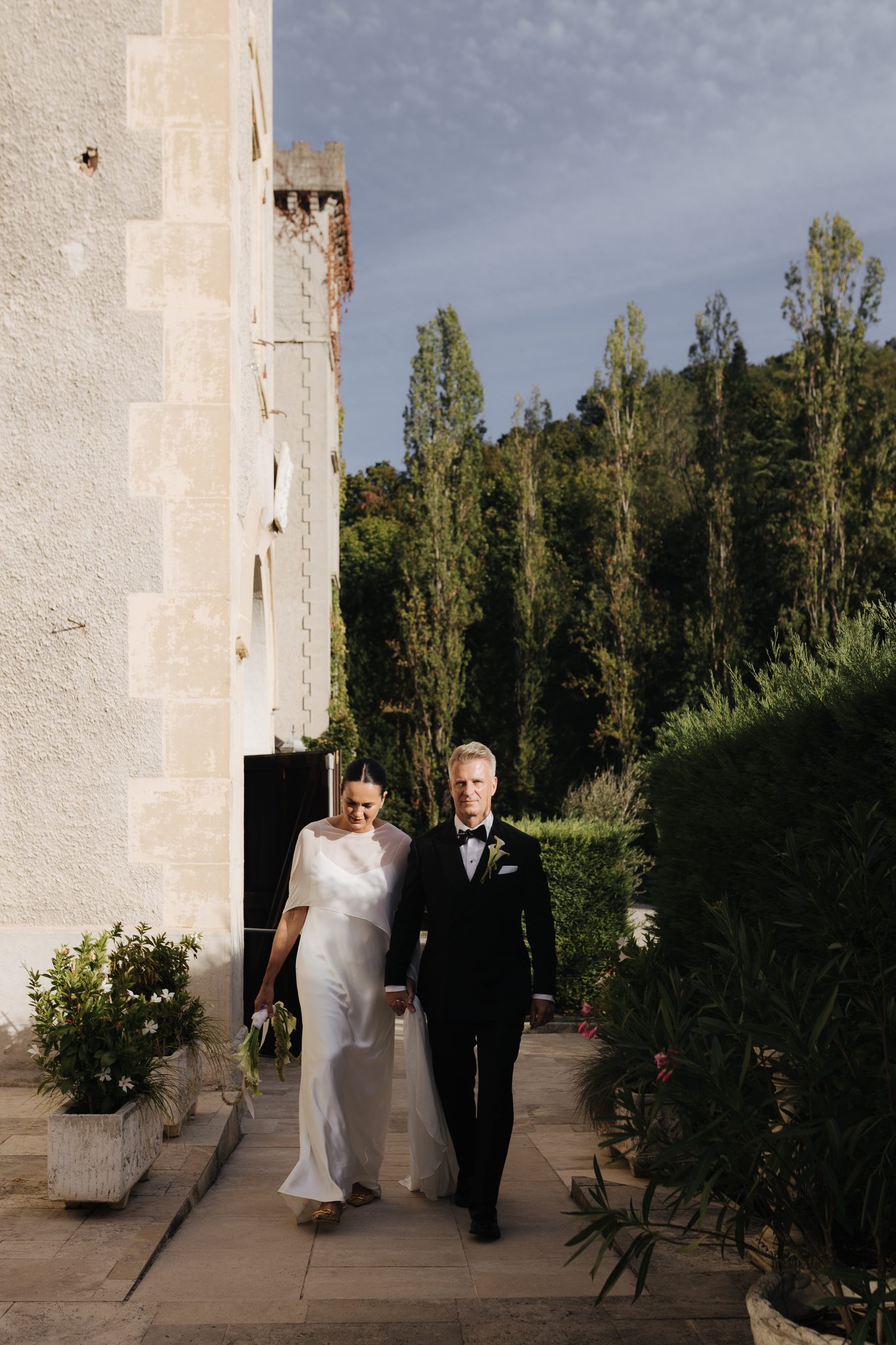 couple — mariage Château de Fontager vallée du Rhône — 36