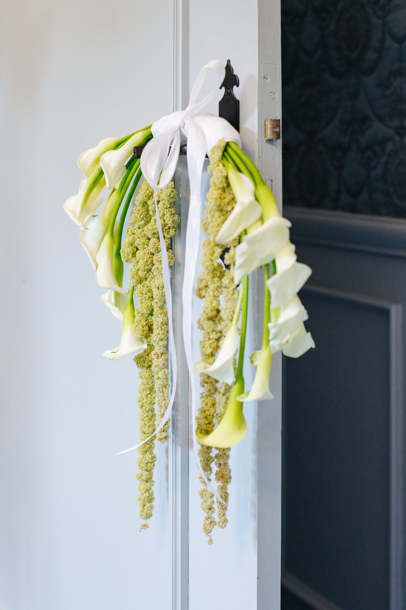 préparatifs — mariage Château de Fontager vallée du Rhône — 16