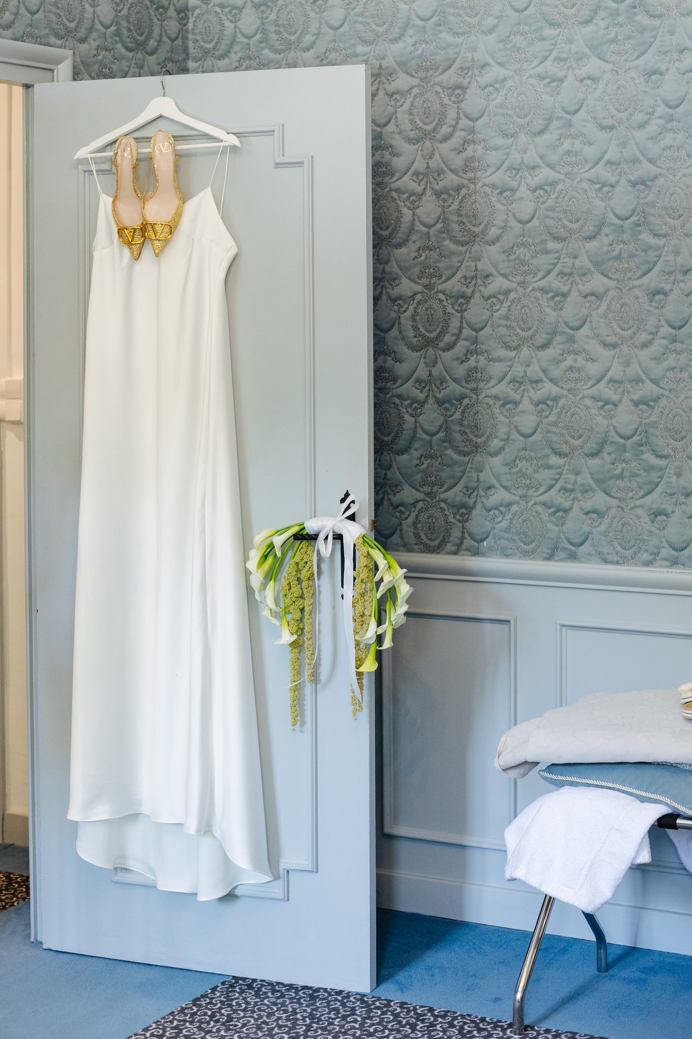 préparatifs — mariage Château de Fontager vallée du Rhône — 17